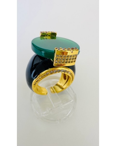 Μεγάλο δαχτυλίδι με Νεφρίτη, σμάλτο και ζιργκόν