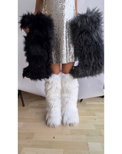 Μπότες από συνθετική γούνα 