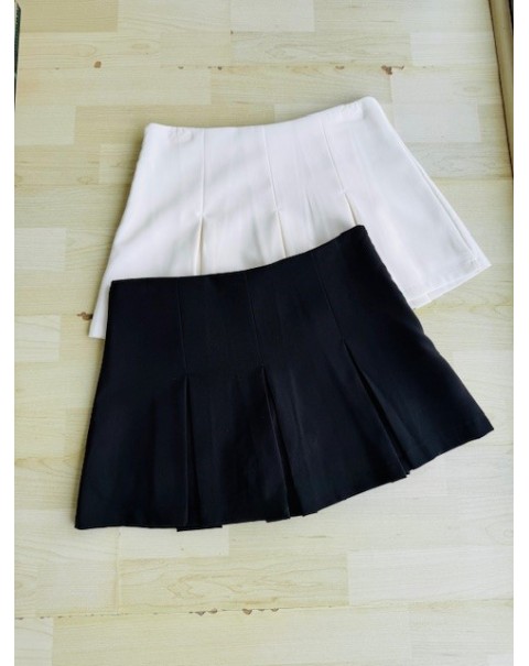 Μίνι παντελονόφουστα με πιέτες 