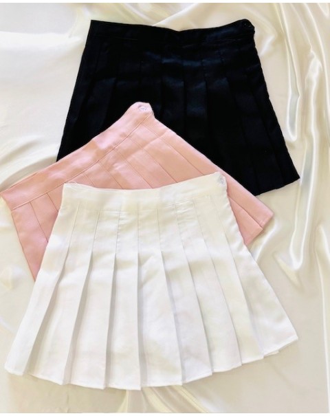 Μίνι φούστα με πιέτες και ποδηλατικό κολάν εσωτερικά