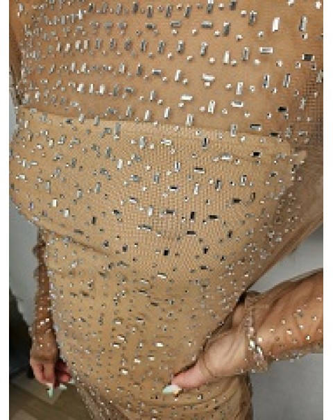 Μακρύ φόρεμα από φιλέ με στρας