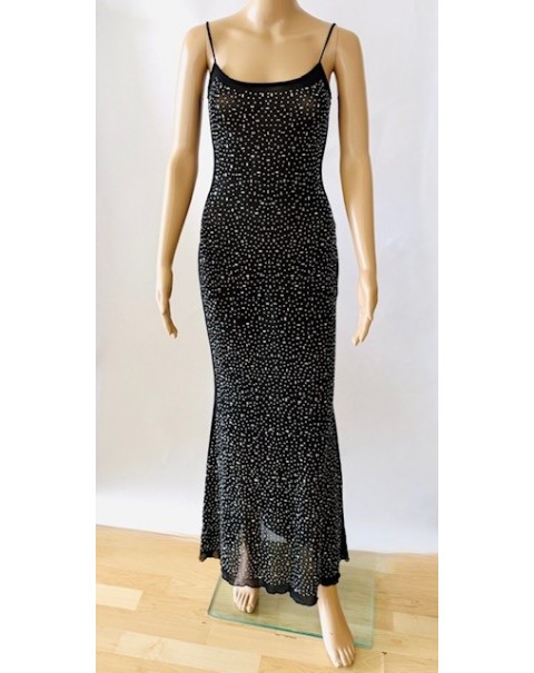 Μακρύ φόρεμα από φιλέ με στρας