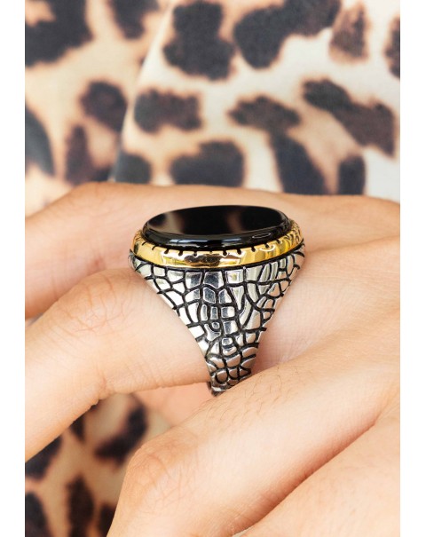 Δαχτυλίδι ανάγλυφο οβάλ μαύρο