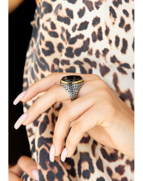 Δαχτυλίδι ανάγλυφο οβάλ μαύρο