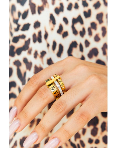 Τρίσειρο δαχτυλίδι με λατινικούς αριθμούς