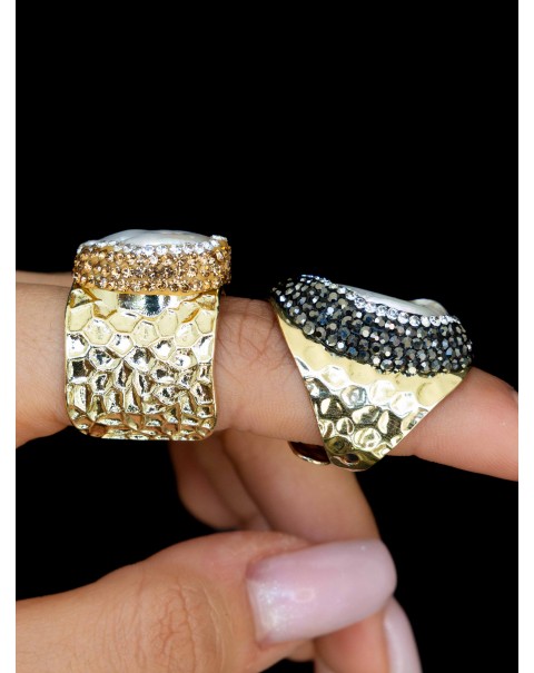 Δαχτυλίδι σφυρήλατο με μαργαριτάρι