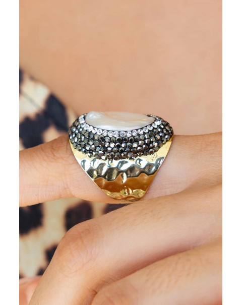 Δαχτυλίδι σφυρήλατο με μαργαριτάρι