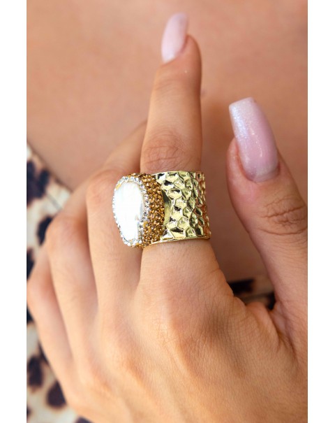 Δαχτυλίδι σφυρήλατο με μαργαριτάρι