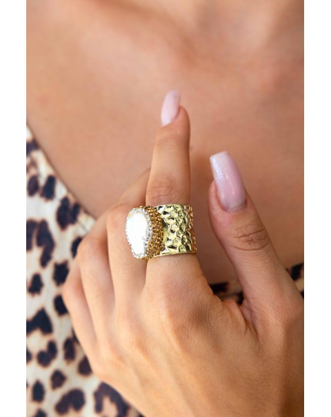 Δαχτυλίδι σφυρήλατο με μαργαριτάρι