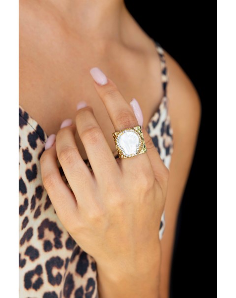 Δαχτυλίδι σφυρήλατο με μαργαριτάρι