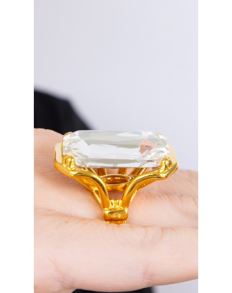 Δαχτυλίδι μονόπετρο με ορθογώνιο κρύσταλλο