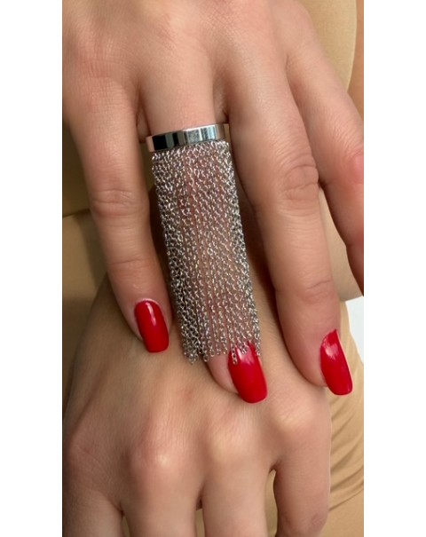 Δαχτυλίδι ολόβερο με κρεμαστές αλυσίδες