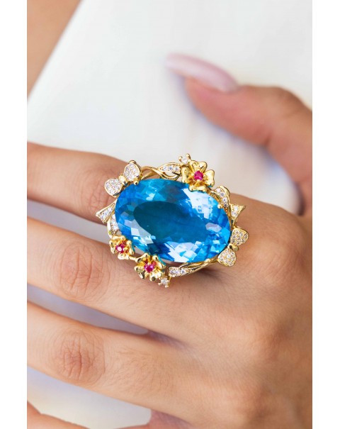 Οβάλ εντυπωσιακό μονόπετρο με ιδιαίτερο δέσιμο