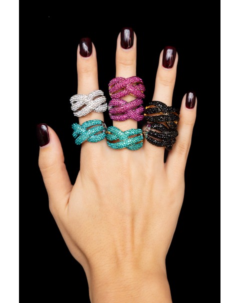 Δαχτυλίδι με πλεγμένο σχέδιο και στρας