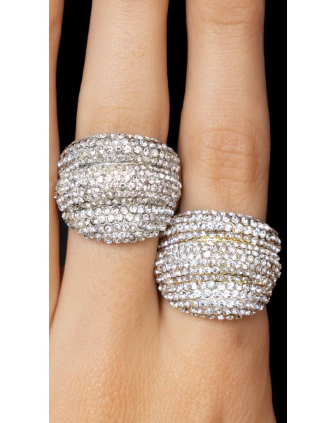 Δαχτυλίδι bull με στρας