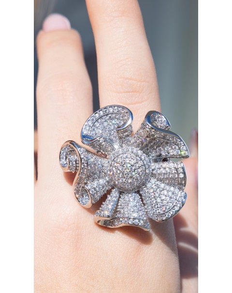 Δαχτυλίδι λουλούδι με ζιργκόν 