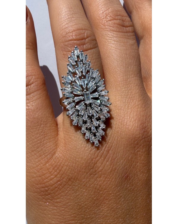 Δαχτυλίδι με δετά ζιργκόν