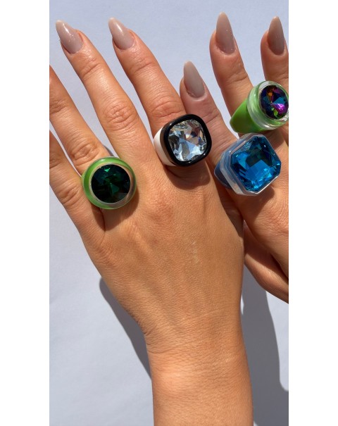 Ακρυλικά δαχτυλίδια με κρύσταλλο