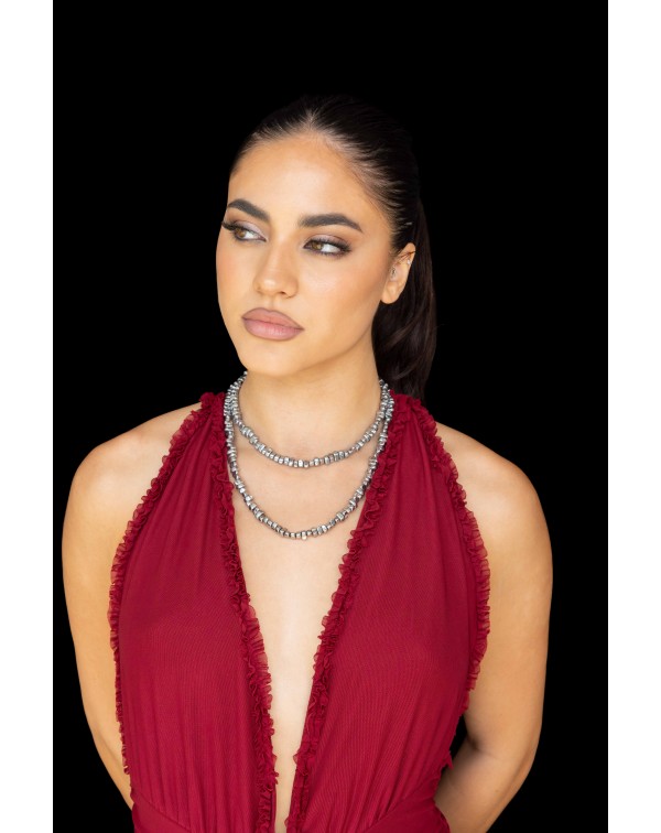 Κολιέ από ανομοιόμορφες ατ�...