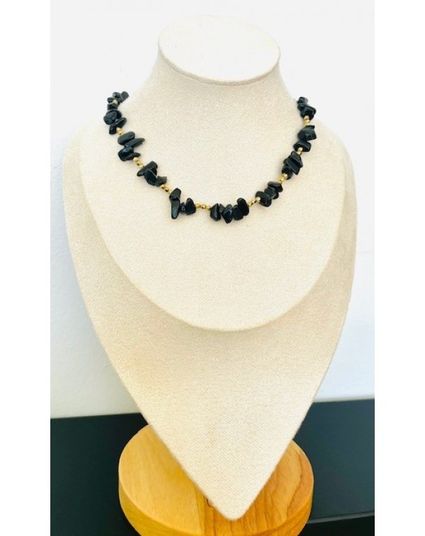 Κολιέ με ημιπολύτιμους λίθ�...