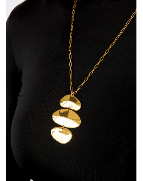 Κολιέ/κρεμαστό στοιχείο αποτελούμενο από τρία ανομοιόμορφα στοιχεία