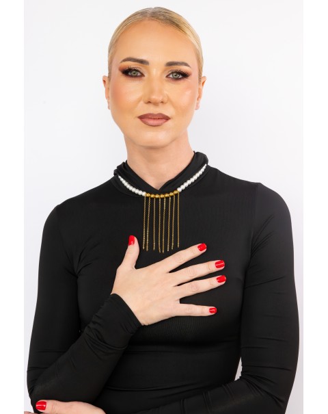 Κολιέ με πέρλες και κρεμαστές αλυσίδες