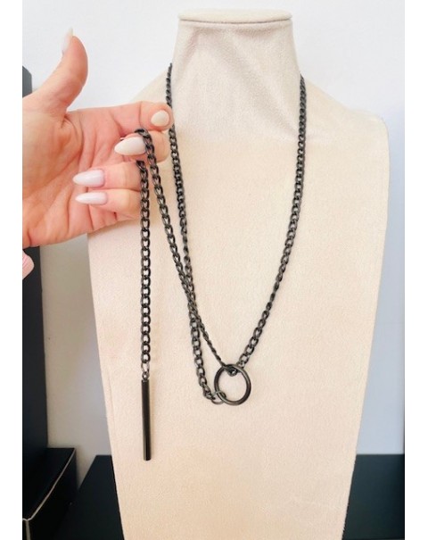 Μακρύ κολιέ αλυσίδα με στοιχεία στο τελείωμα