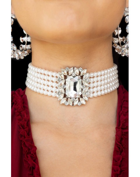 Κολιέ τσόκερ με πέρλες και διακοσμητικό στοιχείο 