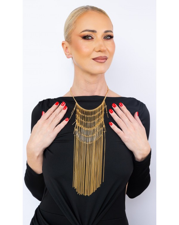 Necklace with pendant chains