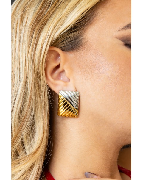 Σκουλαρίκια γεωμετρικά με ανάγλυφες ρίγες