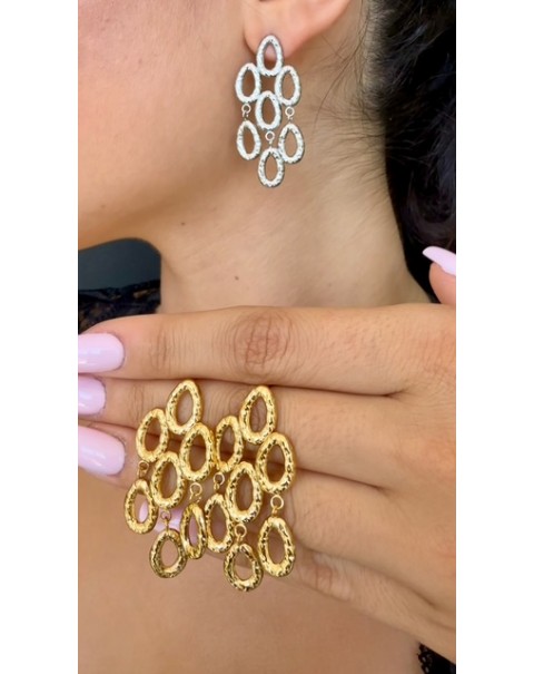 Σκουλαρίκια κρεμαστά με οβάλ στοιχεία