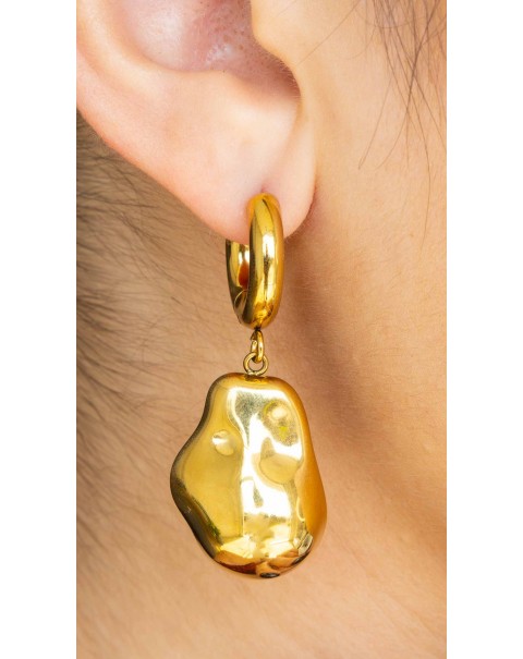 Σκουλαρίκια κρίκος με κρεμαστό ανομοιόμορφο στοιχείο