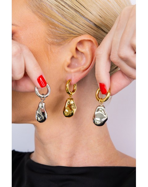 Σκουλαρίκια κρίκος με κρεμαστό ανομοιόμορφο στοιχείο