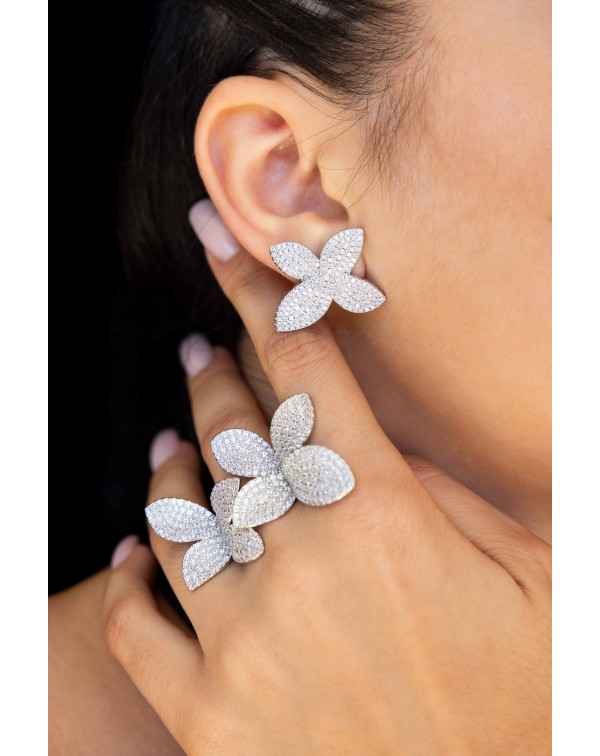 Σκουλαρίκια