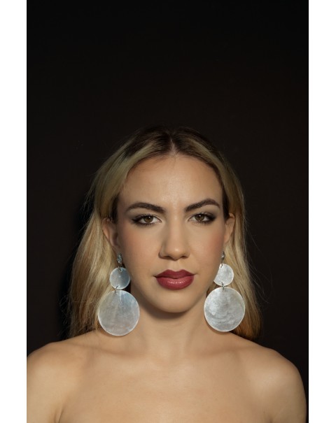 Σκουλαρίκια με στρογγυλά κρεμαστά στοιχεία