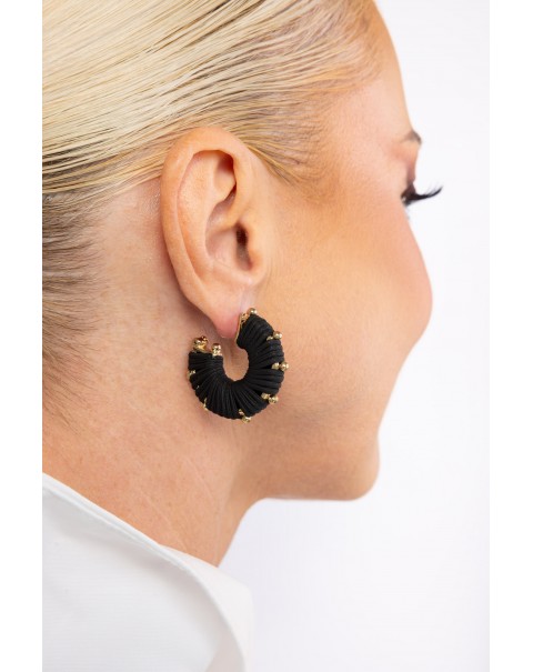 Σκουλαρίκια κρίκοι με περιτύλιξη δερματίνης