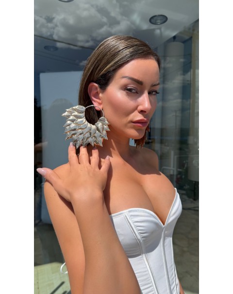 Σκουλαρίκια με ανάγλυφα φύλλα