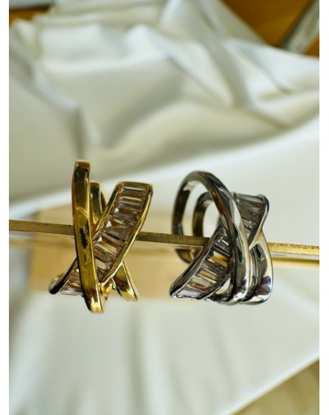 Ear cuff 